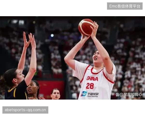 陈明伶拼下关键篮板，二次进攻立刻兑现
